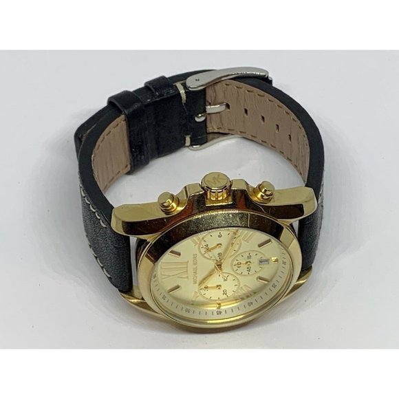 Michael Kors MK5605 Unisex Leather Analog Dial Qua main image 11